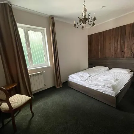 Hotel Tourkomplex Karpaty 3*