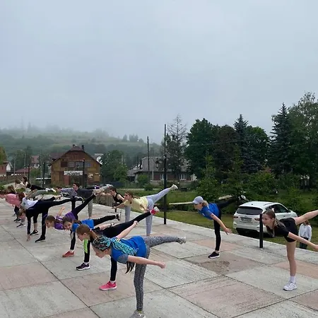 מלון Tourkomplex Karpaty